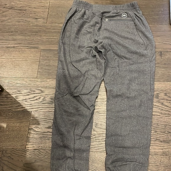 Helly Hansen crop pants - Picture 3 of 3